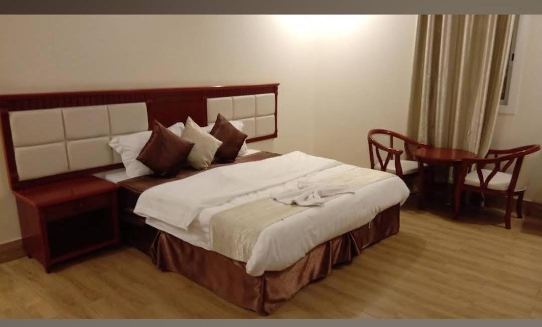 Fakher Yanbu Hotel Ngoại thất bức ảnh